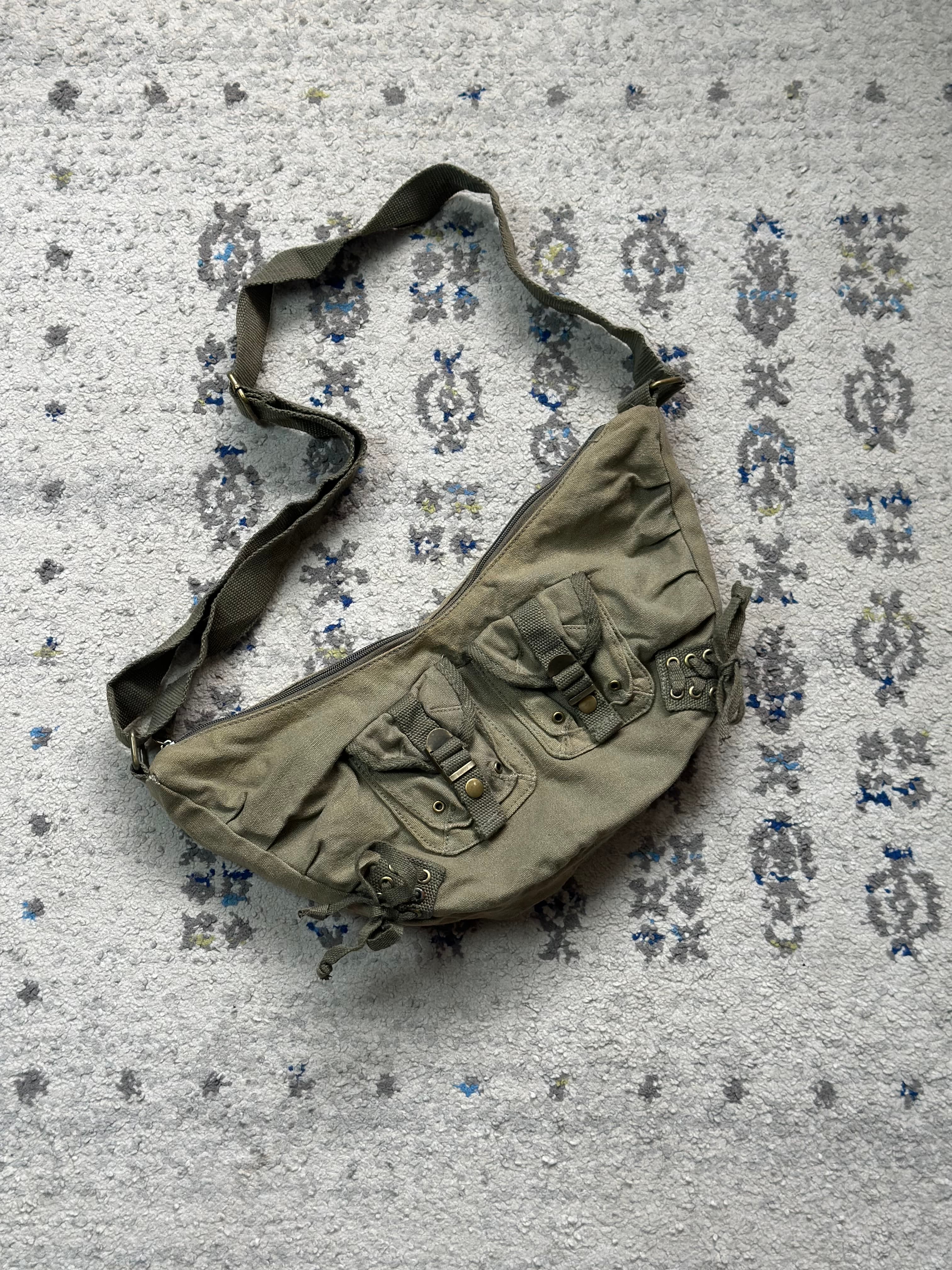Y2K Vintage military Y2k body bag — photo 1